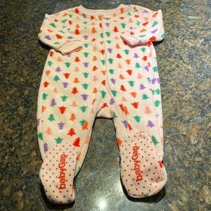 BabyGap fleece footie pajamas - 12-18M